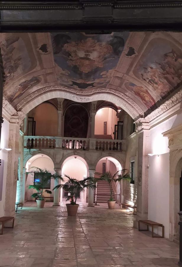 Casa Belvedere - Centro Storico Barletta Exterior photo
